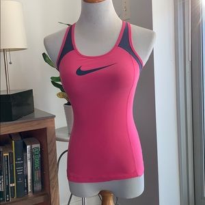 Nike running top